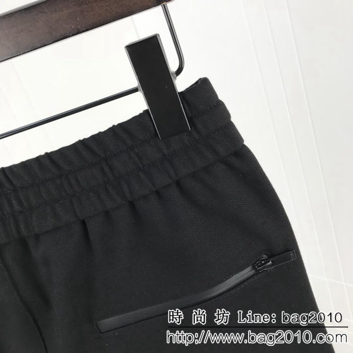 FENDI芬迪 19ss新款長褲 斜杠系列logo 數碼直噴壓膠LOGO工藝 原版高織精梳螺紋面料 高版本男女同款 ydi2223